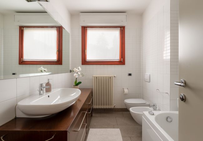 Apartamento en Como - Apartamento Cullinan Como Lakeview de Aden Luxury Apartamento en Como - Apartamento Cullinan Como Lakeview de Aden Luxury