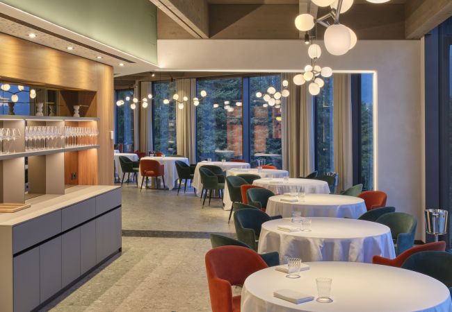 Apartahotel en Clusone - Collina Luxury Relais Resort: Roof Suite with Living Room, Terrace and Jaccuzi Apartahotel en Clusone - Collina Luxury Relais Resort: Roof Suite with Living Room, Terrace and Jaccuzi