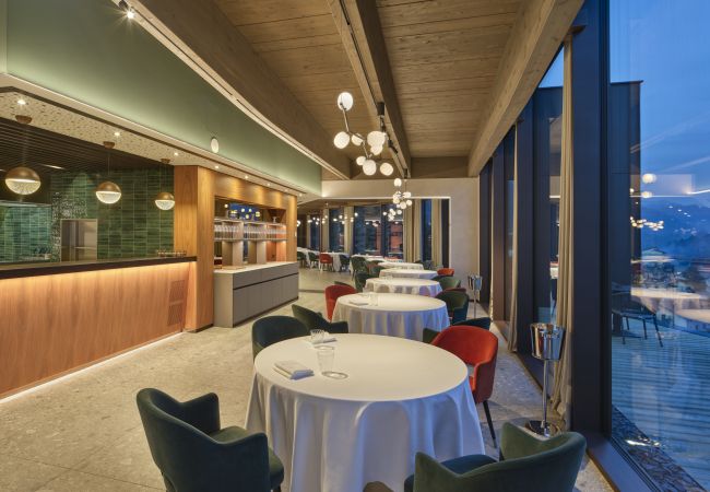 Apartahotel en Clusone - Collina Luxury Relais Resort: Penthouse Grand Suite with Living Room, Terrace and Jaccuzi Apartahotel en Clusone - Collina Luxury Relais Resort: Penthouse Grand Suite with Living Room, Terrace and Jaccuzi