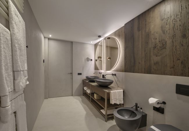 Apartahotel en Clusone - Collina Luxury Relais Resort: Grand Deluxe Wellness Chalet Apartahotel en Clusone - Collina Luxury Relais Resort: Grand Deluxe Wellness Chalet