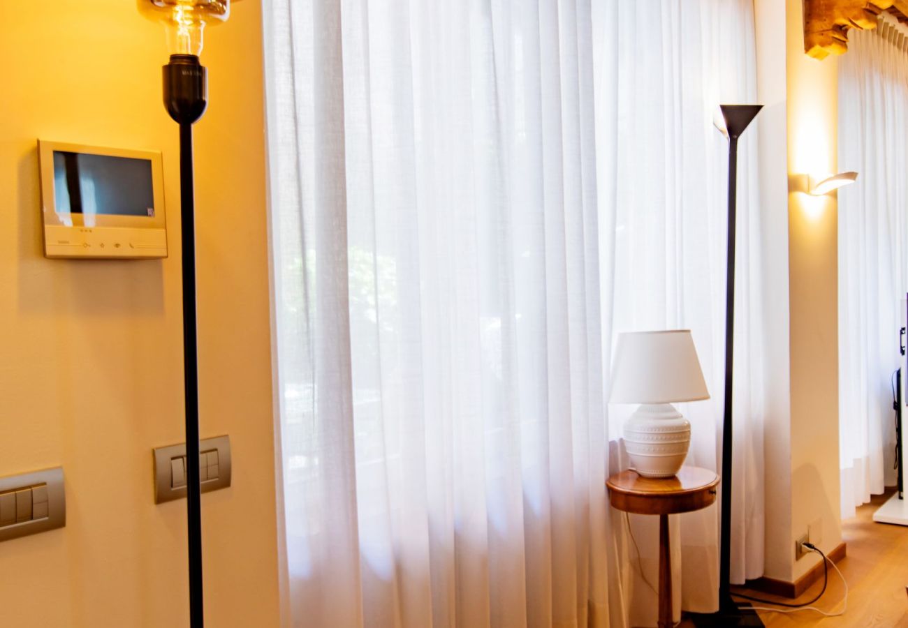 Апартаменты на Como - Como icon Centro Apartment 