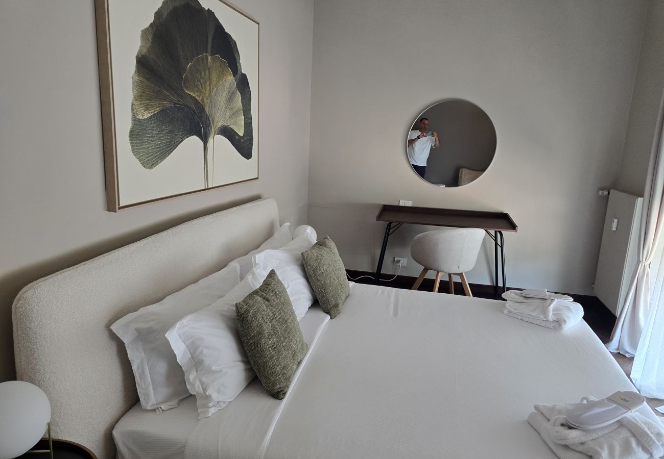 Апартаменты на Como - Majestic Como Centro Apartment by Icon7 Luxury